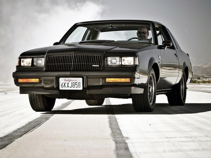  Buick Regal Grand National 1984 года  (фото 7 из 29)